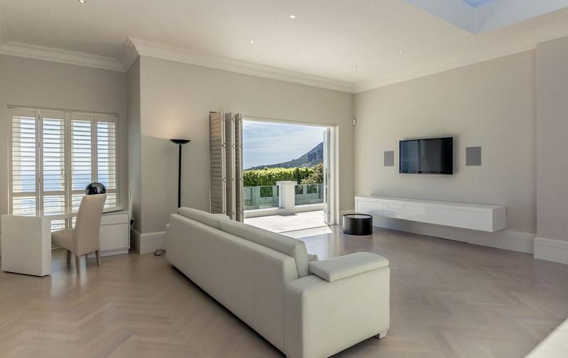 4 Bedroom Property for Sale in Camps Bay Western Cape
